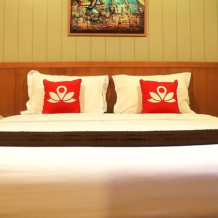 Zen Rooms Bukit Tunggul Бандунг Экстерьер фото